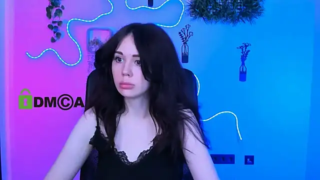riley sanders online show from July 24, 7:22 pm