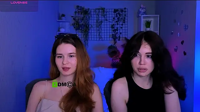 riley sanders online show from July 1, 7:24 pm