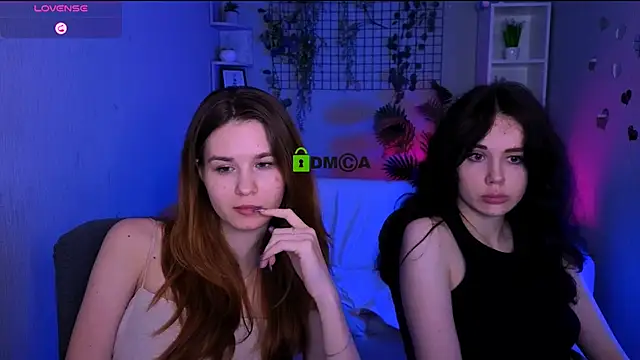 riley sanders online show from July 2, 3:23 am
