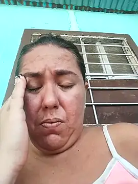 yyuly online show from October 5, 4:56 pm