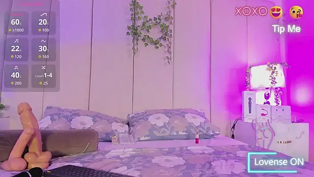 mia rousse25 online show from April 9, 4:48 am