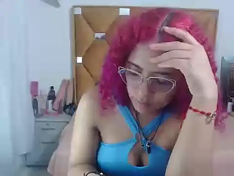 CATTALINAHOT online show from April 9, 6:19 am