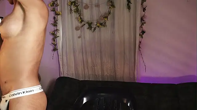 ashley winhouse online show from July 7, 6:43 pm