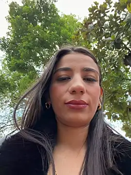 -juicy  online show from March 21, 10:59 pm