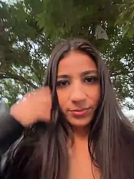 -juicy  online show from April 15, 11:05 pm