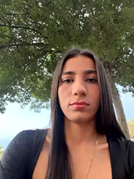 -juicy  online show from June 30, 11:04 pm