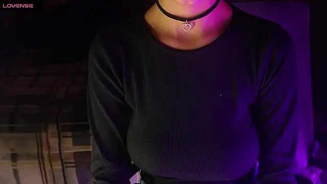 NidhiChandra online show from October 14, 1:14 pm