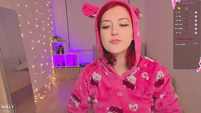 bananasgirl online show from November 27, 4:10 pm