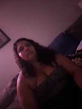 1n0nlythroat online show from June 15, 9:42 am