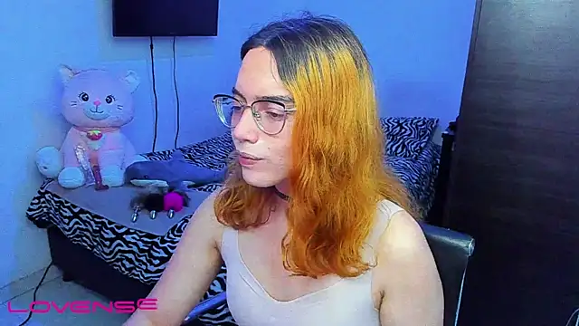 lillykittyy online show from October 27, 2:18 am