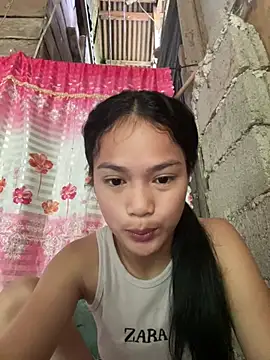 PrettySlimPinay19 online show from July 11, 1:16 am