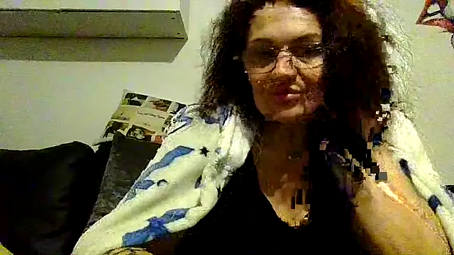 RubyyRosee online show from January 15, 6:30 am