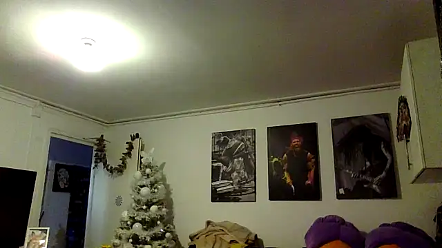 RubyyRosee online show from January 7, 6:28 am