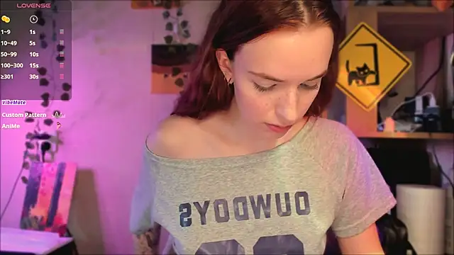 elilybby online show from July 19, 5:37 pm