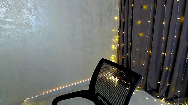 arlana klart online show from February 2, 8:24 am