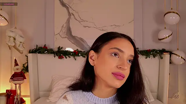 AdoraCortes online show from December 16, 8:09 am