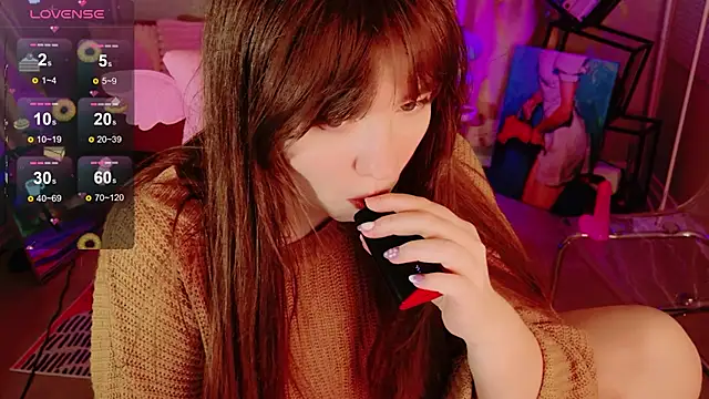Moon  Bunny online show from May 11, 4:04 pm