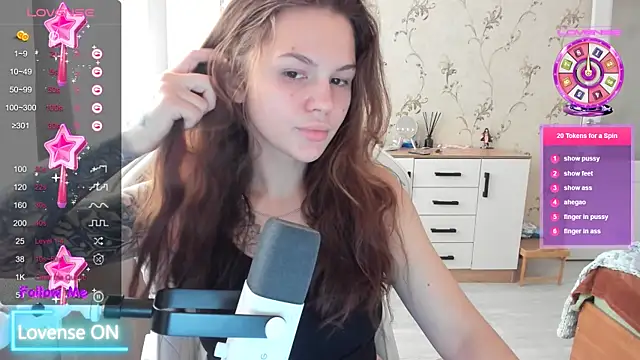 Snapshot of yourdreamm_ chatting on September 30, 8:42 am yourdreamm online show from September 30, 8:42 am