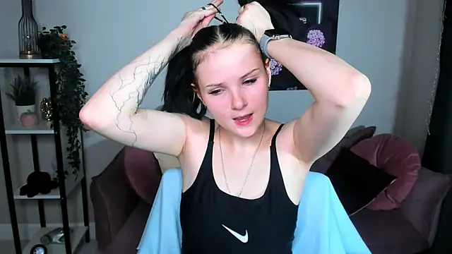 Leila xxBaby online show from November 21, 5:42 am