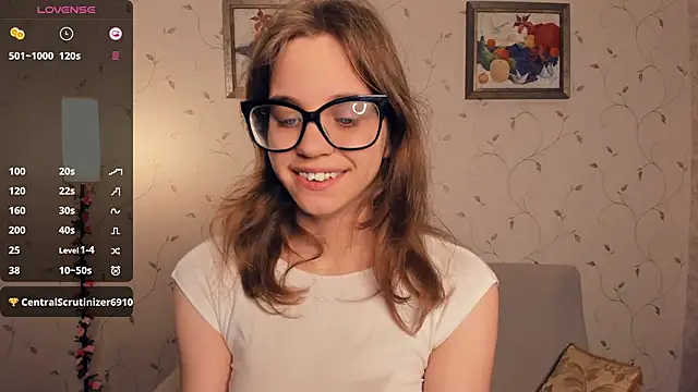 JoanBaggott online show from November 7, 7:19 pm