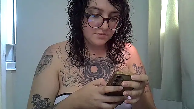 Snapshot of Blue_Liz chatting on September 18, 2:48 pm Blue Liz online show from September 18, 2:48 pm