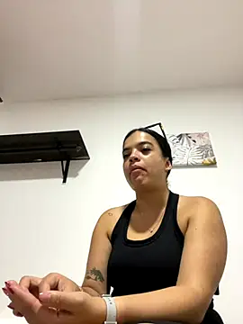 JuanitaMore01 online show from September 14, 11:57 pm