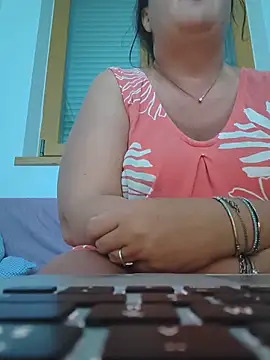LaReginaNera online show from June 10, 4:38 pm