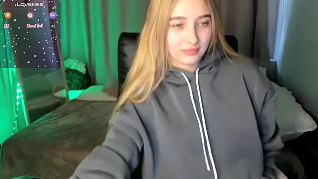 TaisiaHot online show from March 20, 9:03 am