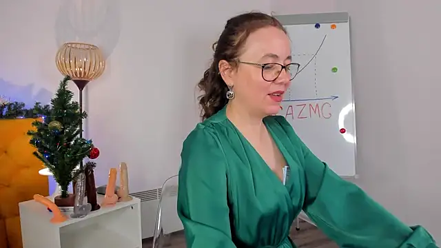 Kira Adler online show from December 23, 2:37 am