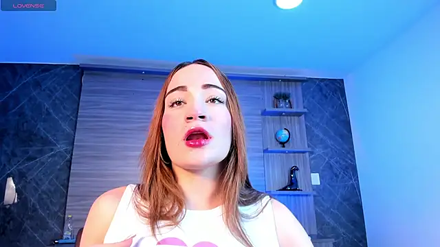 MadisonAnngel online show from November 25, 9:04 pm