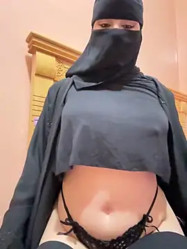  Laiali  online show from April 9, 12:32 pm