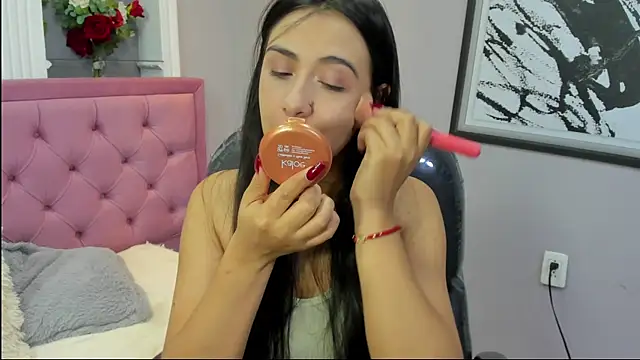 miel latina online show from June 24, 1:21 pm