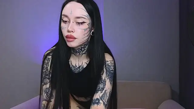 Somniyaa online show from April 17, 9:17 pm