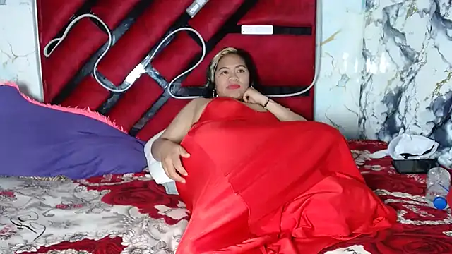 hot lady19 online show from February 24, 10:30 pm