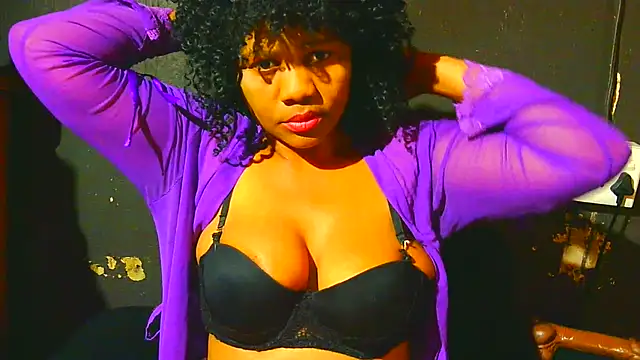 Augustine-Blooomxx online show from November 13, 9:14 pm