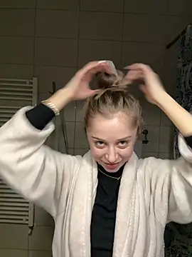 BabyAnais online show from January 15, 10:49 pm