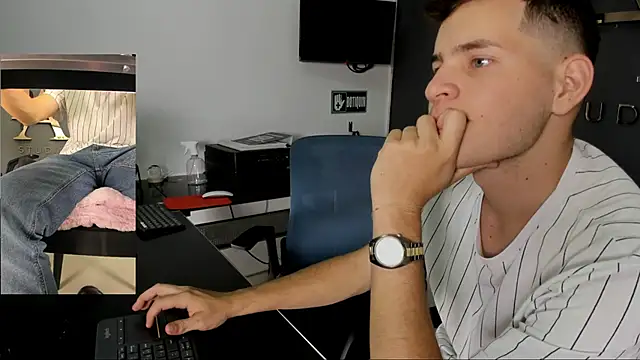 lara and danny online show from October 1, 7:19 pm