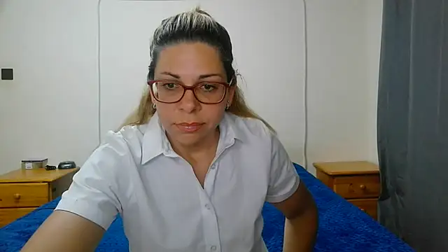 MysticBlue69 online show from July 22, 10:55 pm