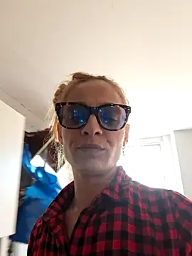 aellabeyonce online show from April 16, 3:12 pm