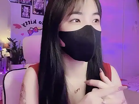 keelinnn19 online show from October 2, 9:42 pm