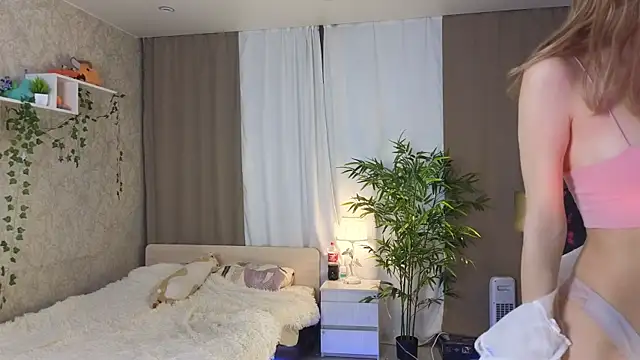 AnnyiBlue online show from May 27, 1:41 pm