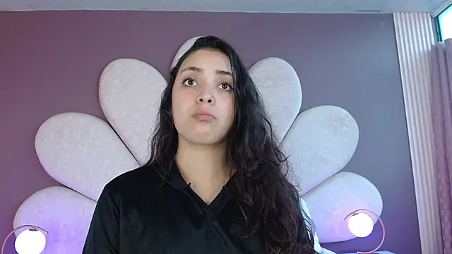 Snapshot of NickandAbby_ chatting on September 15, 12:57 pm NickandAbby online show from September 15, 12:57 pm
