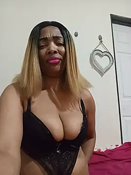 SEXYMOANSXX online show from June 30, 2:49 pm