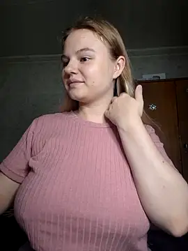 SlipperSherry online show from September 8, 8:19 pm