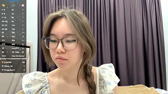 Snapshot of Wow_Akemi chatting on October 14, 9:45 am Wow Akemi online show from October 14, 9:45 am