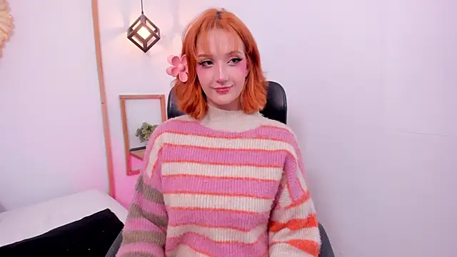 Snapshot of AliceSweet10 chatting on October 7, 5:34 am AliceSweet10 online show from October 7, 5:34 am