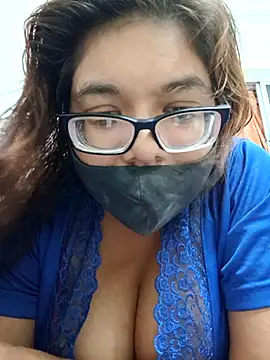 Snapshot of Elie_couple143 chatting on October 19, 7:16 pm Elie couple143 online show from October 19, 7:16 pm