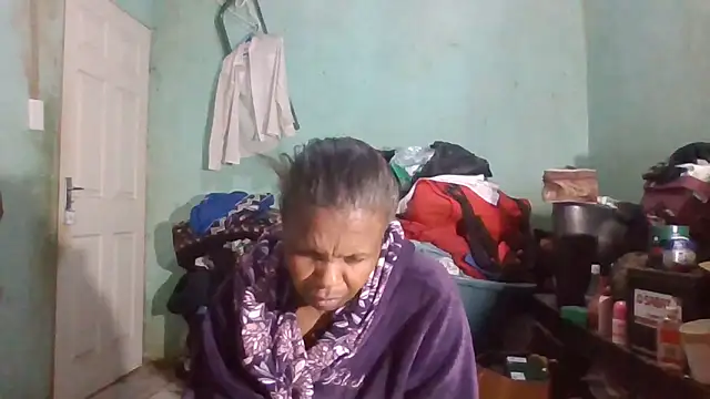 Nicky52 online show from October 27, 3:46 am