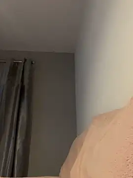 LollyLove  online show from February 4, 9:18 pm