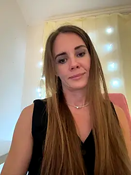 LucieMack online show from September 12, 6:26 pm